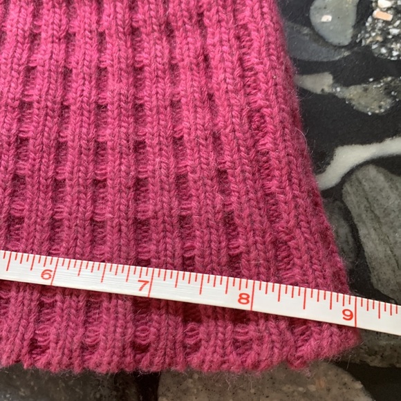 HOLT RENFREW 💯 Cashmere - Picture 4 of 6